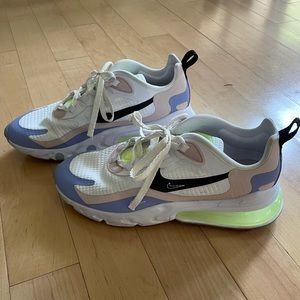 Nike Air Max 270 React